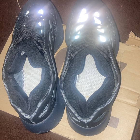 Yeezy 700